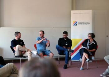 Vom Fachbücherstapel zum KI-Tutor: So verändert sich Weiterbildung